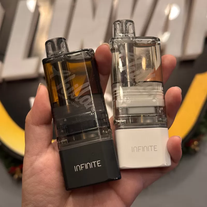 Chillax Infinite 25k puffs Pre-filled Pod - Island Bliss - strawberry banana (pod+battery pink)