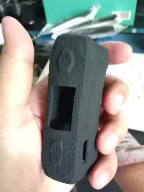 Aegis Solo Silicon Case - Rainbow - Image 3