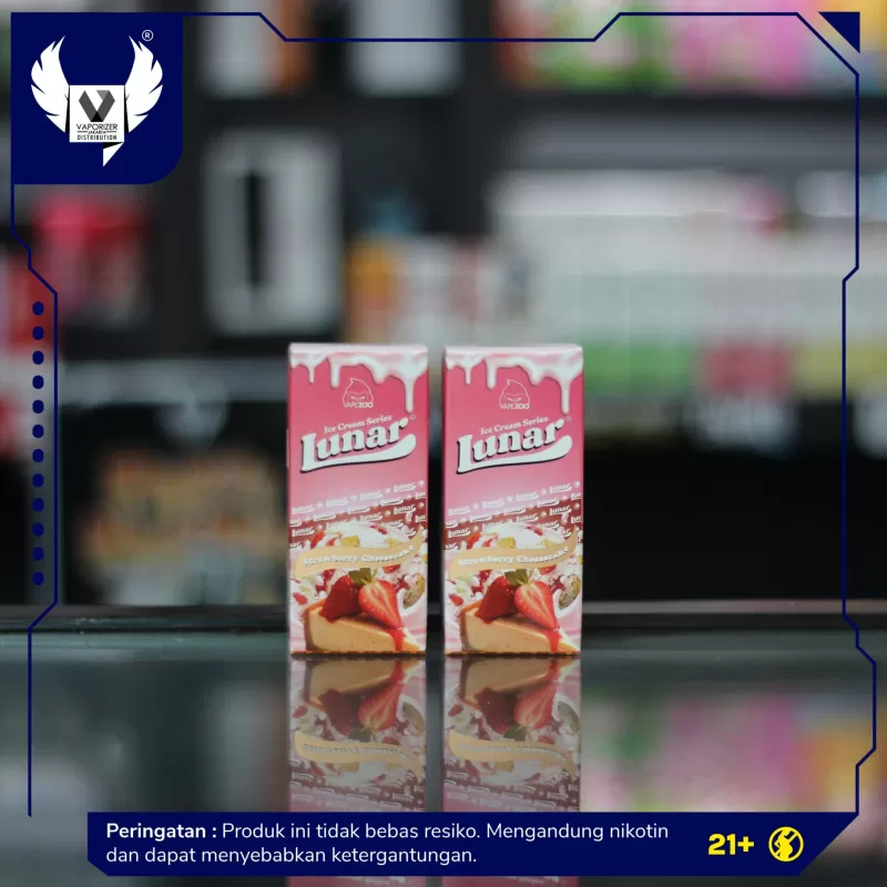 LUNAR ICE CREAM STRAWBERRY CHEESECAKE
