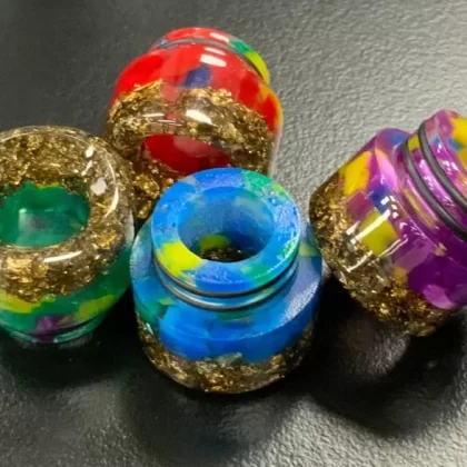 810 Drip Tip with gold flaked rim…. Fancy… V19